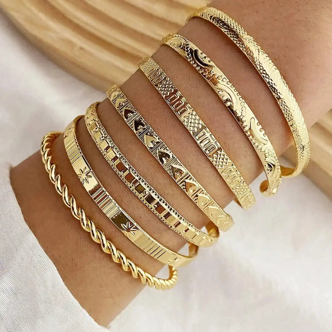 Gold Open Bangle Resort Bracelet Set