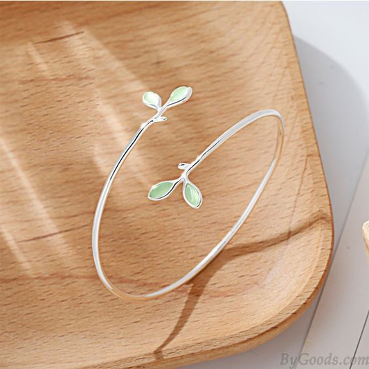 Open Ring Green Leaf Bracelet